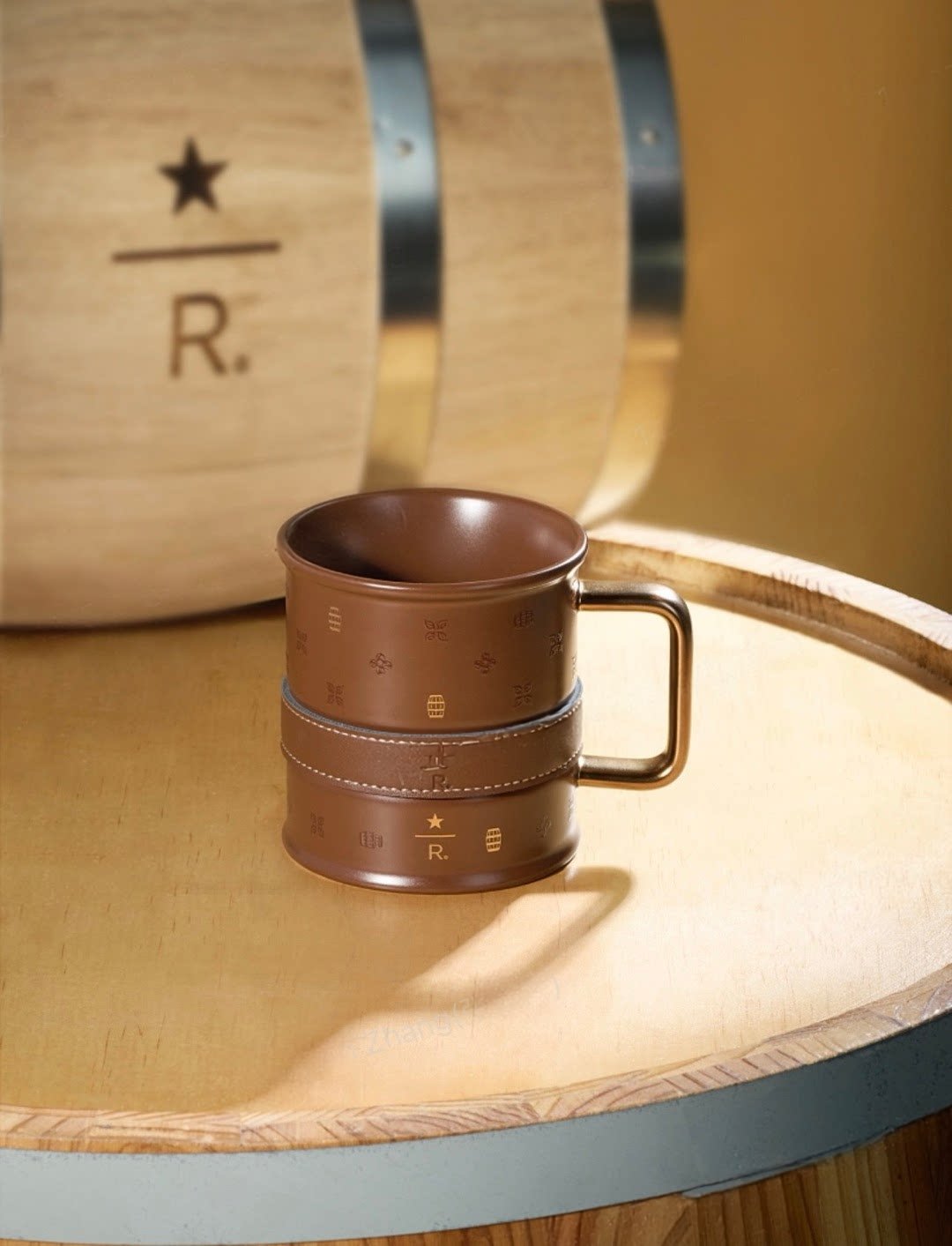 Starbucks Reserve china 2026 -  a 380ml premium whisky barrel-aged mug in its original box.